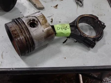 JOHN DEERE 3020 PISTON L-1226, CONNECTING ROD R26046 AND CAP  ITEM #286