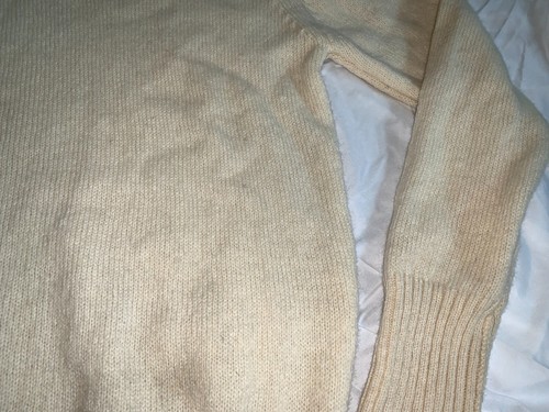 Vintage Pendleton 100% Virgin Wool V- Neck Sweater Size M USA Cream Small holes - Picture 7 of 11