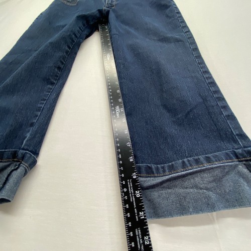 Jeanstar Cuffed Capri Jeans Womens 10 Blue Button Rear Pocket Mid Rise Denim - Picture 5 of 9