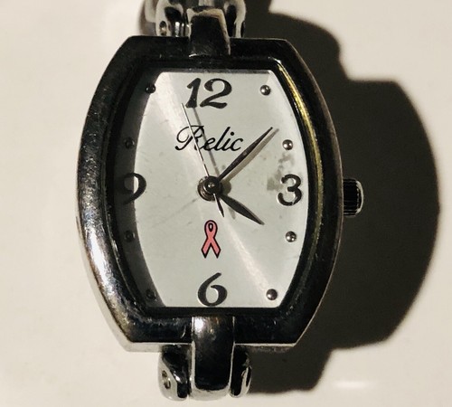 Vintage Relic Women’s wrist watch needs A battery - Picture 4 of 6