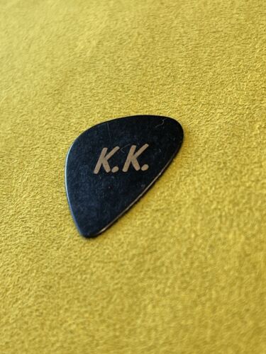 Kris Kristofferson Guitar Pick. Tour issued and Authentic! - Picture 2 of 3