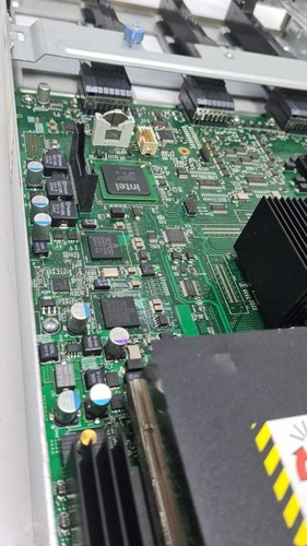 NEW - EMC 303-117-000D-01 CX4-960 Storage Processor Board - Picture 7 of 12