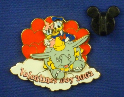 Pato Donald y Daisy volando en Dumbo Día de San Valentín 2002 Pin LE OC # 9636 - Imagen 2 de 6