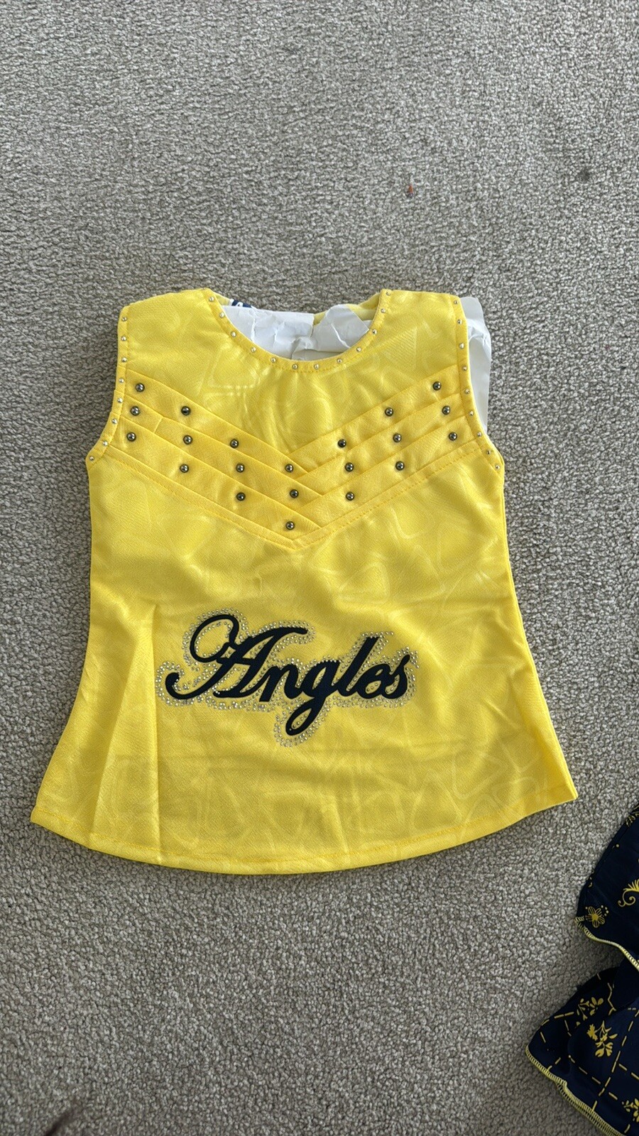 Picture 2 of 4
