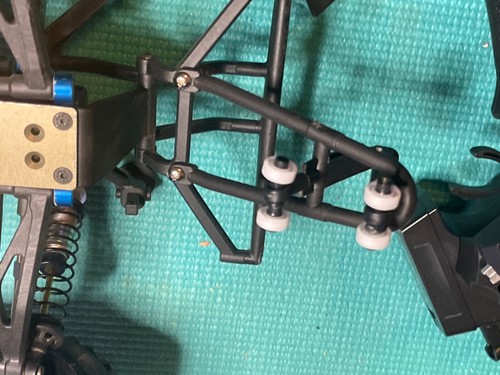 Team Associate RC10 SC6.1 with radio, assembled kit with brushless motor and esc - Picture 16 of 17
