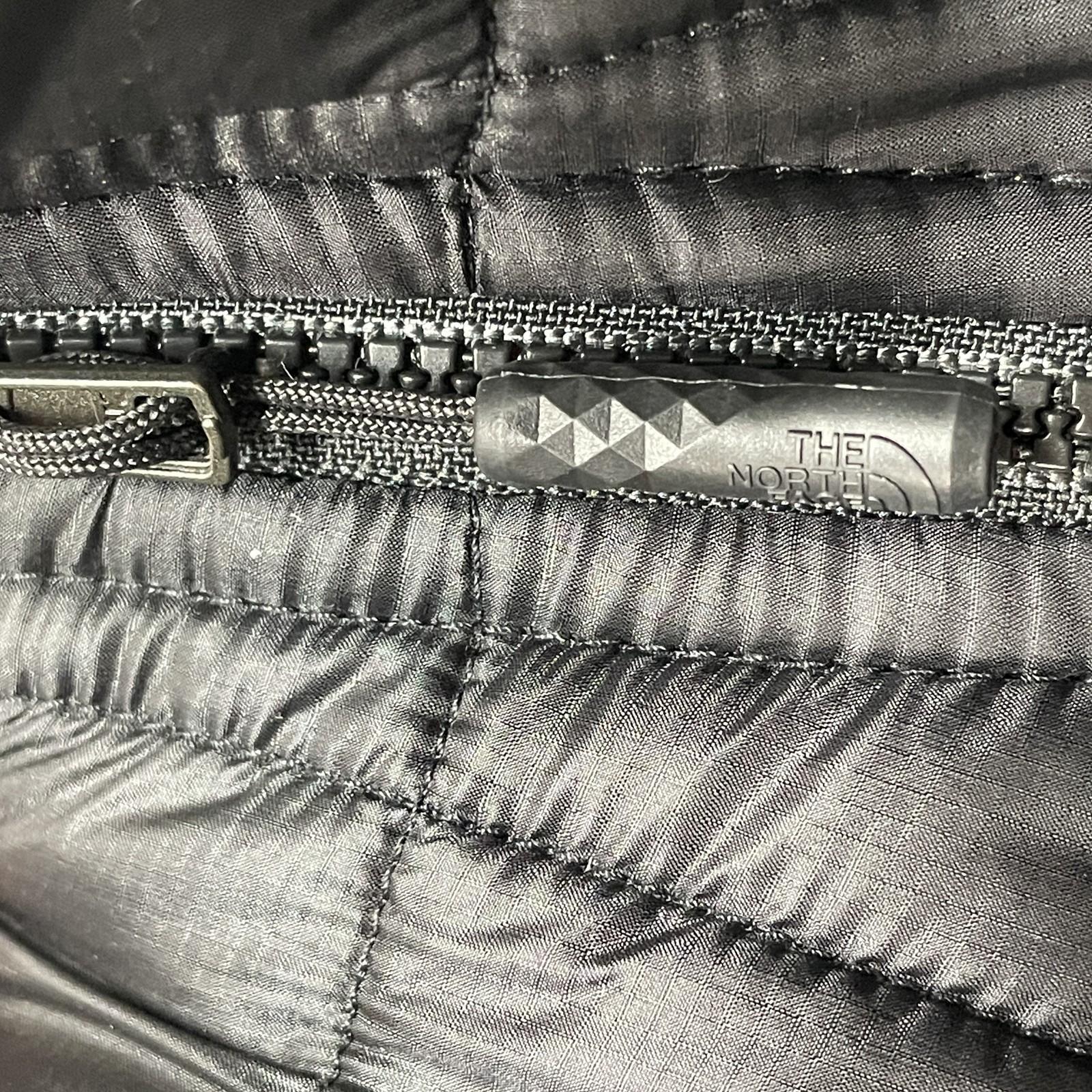 The North Face Womens Jacket Black Size S ThermoBall Eco Quilted *PREOWNED* thumbnail 13