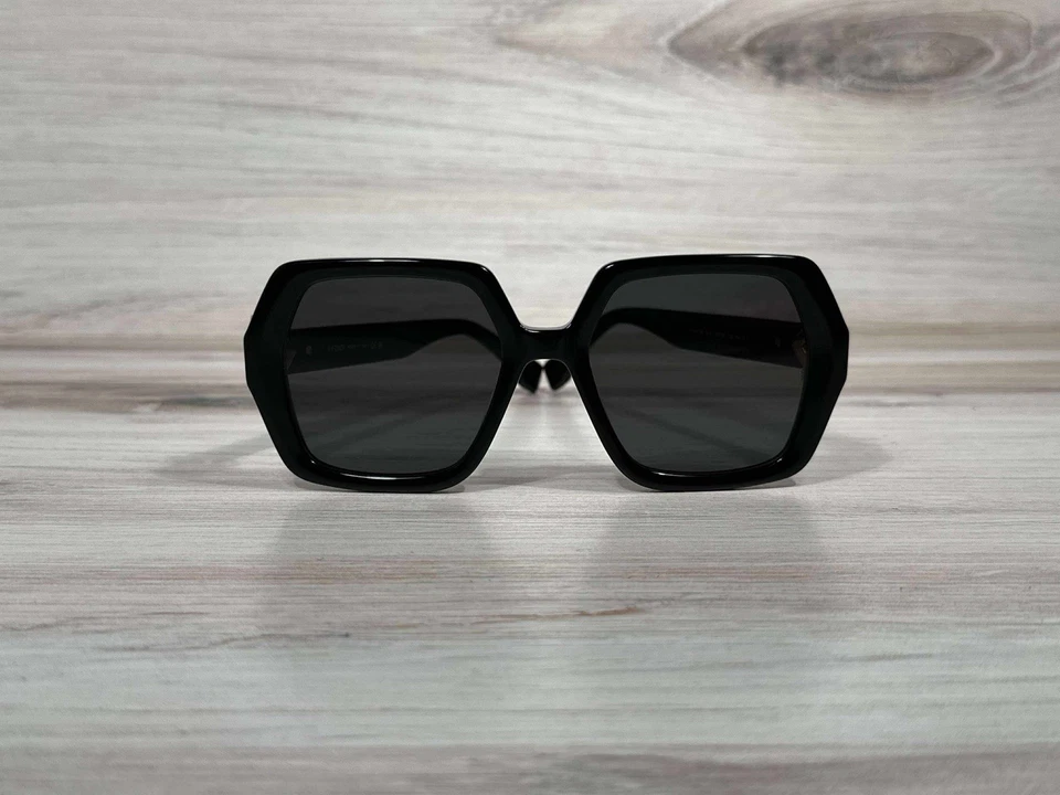 Fendi FF Diamonds FE40139 Square Black & Gold Sunglasses - Ships Now! - Image 2 of 4