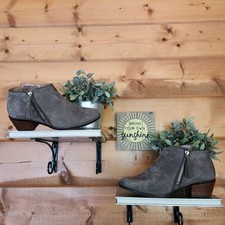 Stivaletto Vionic Serena grigio pelle scamosciata zip frange nappa tacco boho taglia 7,5 M