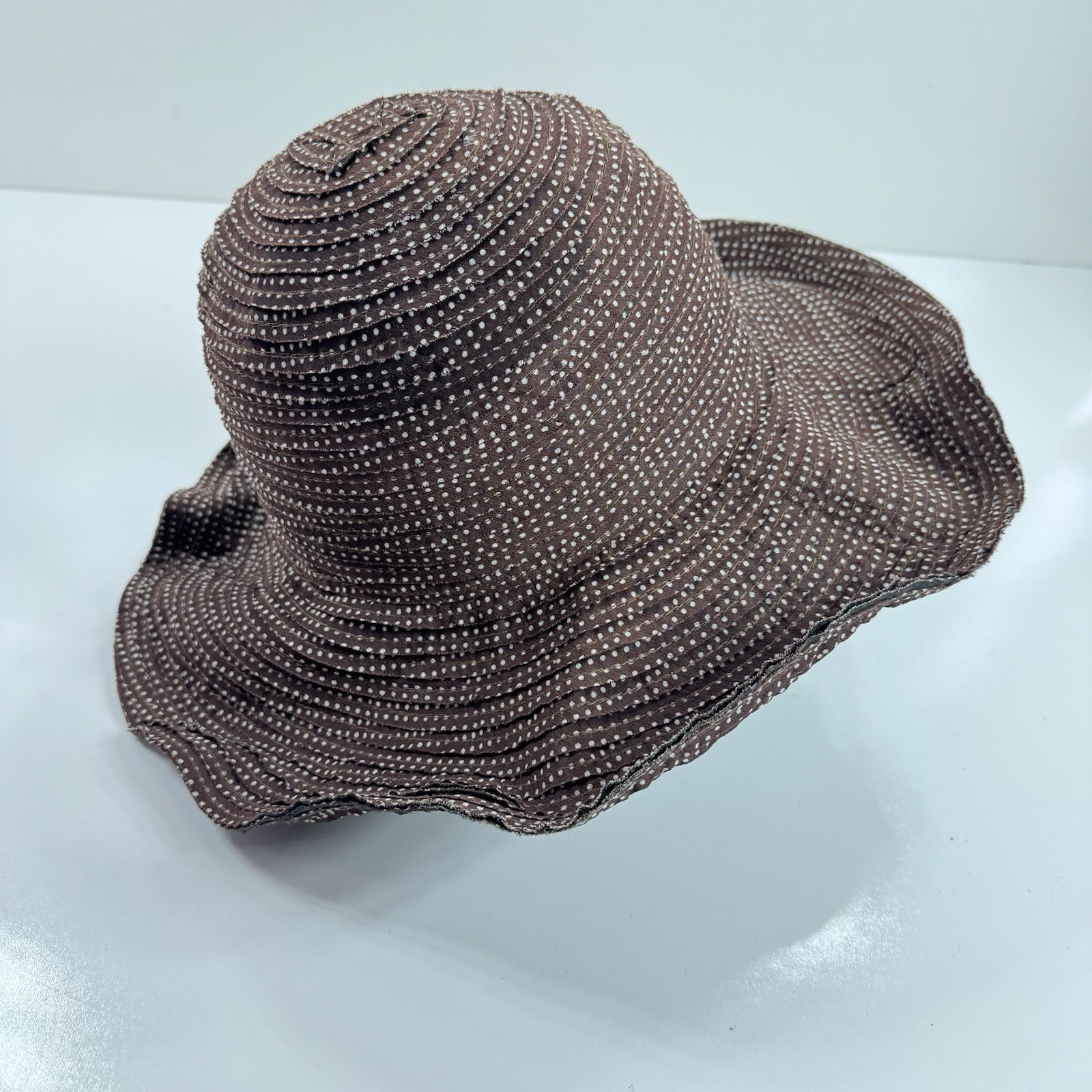 Wallaroo Hat Co Scrunchie Poseable Brim Brown Whi… - image 3
