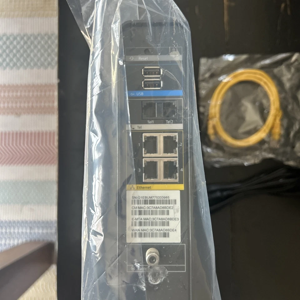 BRAND NEW Arris TG1682G XB3 WiFi Cable Modem with Cables - Image 4 of 4
