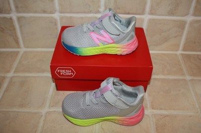 New Balance Fresh Foam Arishi v4 Bungee Lace Wide Gr. UK 4,5 Kleinkinder *NEU*