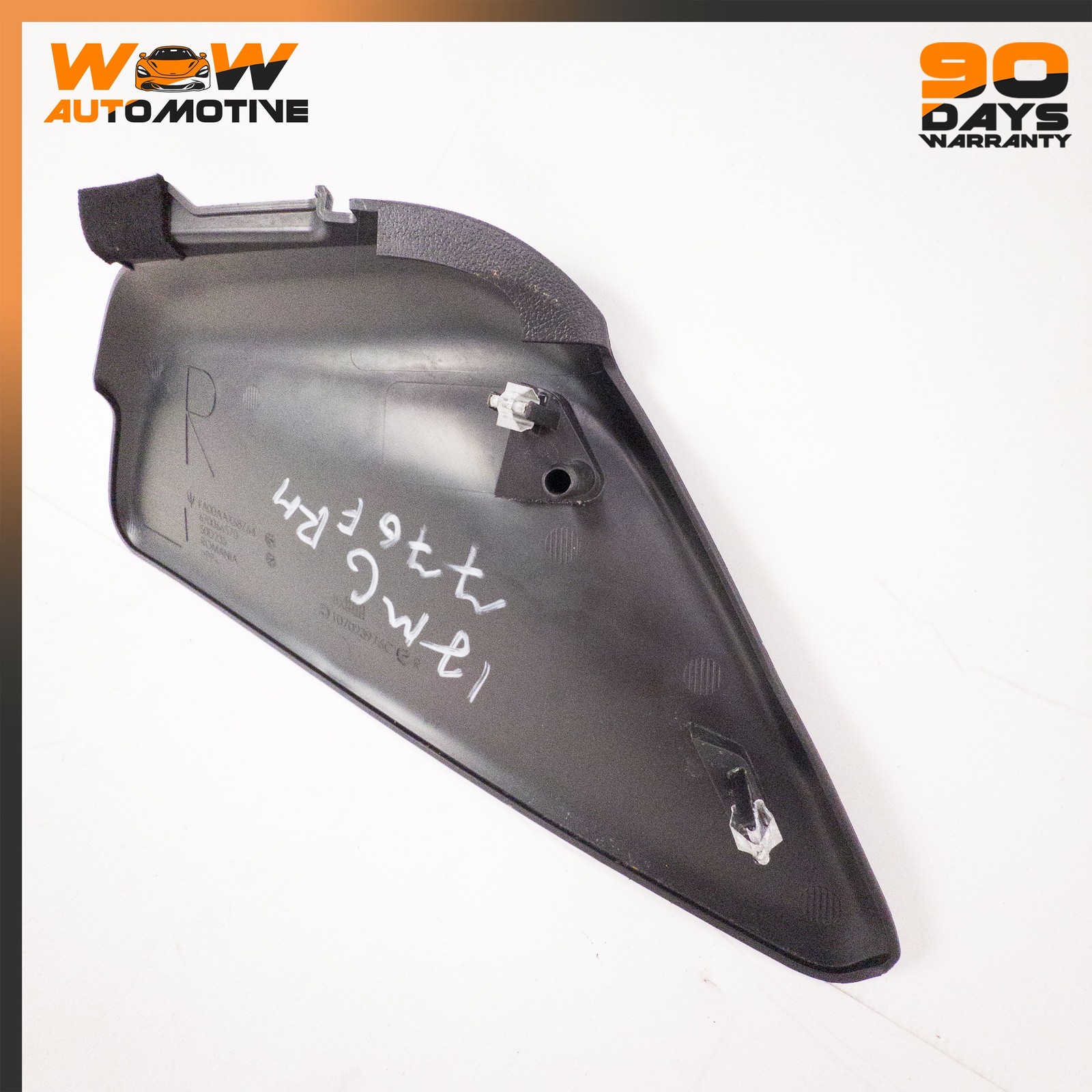 13-19 MASERATI GHIBLI RIGHT CENTER CONSOLE ARMREST STORAGE PANEL TRIM OEM