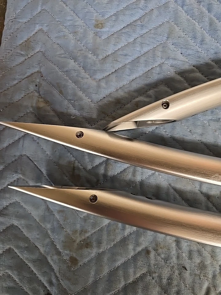 Juego de tres manijas de nevera puerta francesa LG modelo LFXS24623S/00 Foto 3 de 4