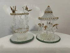 VTG Spun Glass Wishing Well And Carousel With Gold Accents