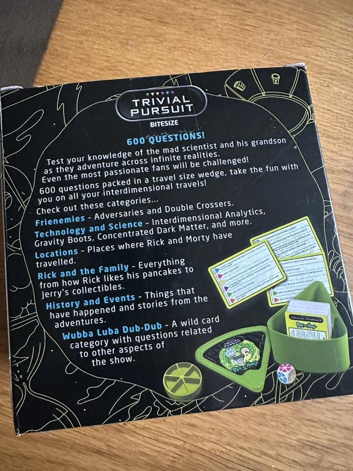 Rick and Morty Trivial Pursuit Bitesize Card Game New & Unused Collectable 2019 - Image 3 of 3