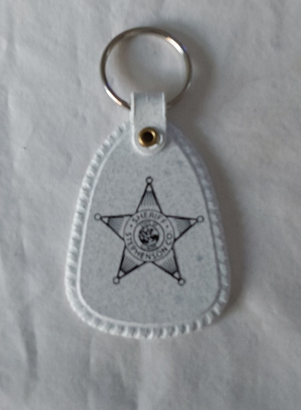 NICE KEYCHAIN    SHERIFFF STEPHENSON COUNTY  ILLINOIS