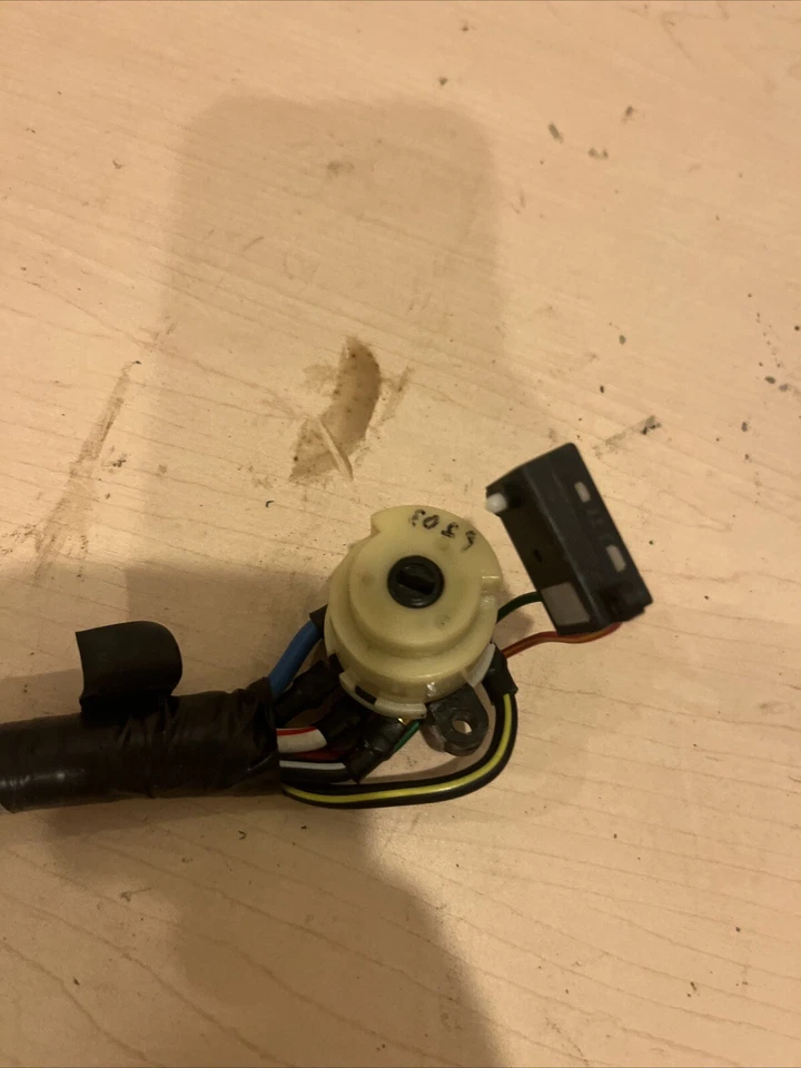 86-93 1992 MAZDA B2000 B2200 B2600 MAIN POWER IGNITION SWITCH WIRE HARNESS - Image 2 of 4