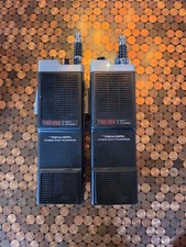 Vintage Realistic TRC-208 CB Walkie Talkies Pair 5W 6 Channel Cases Radio Shack