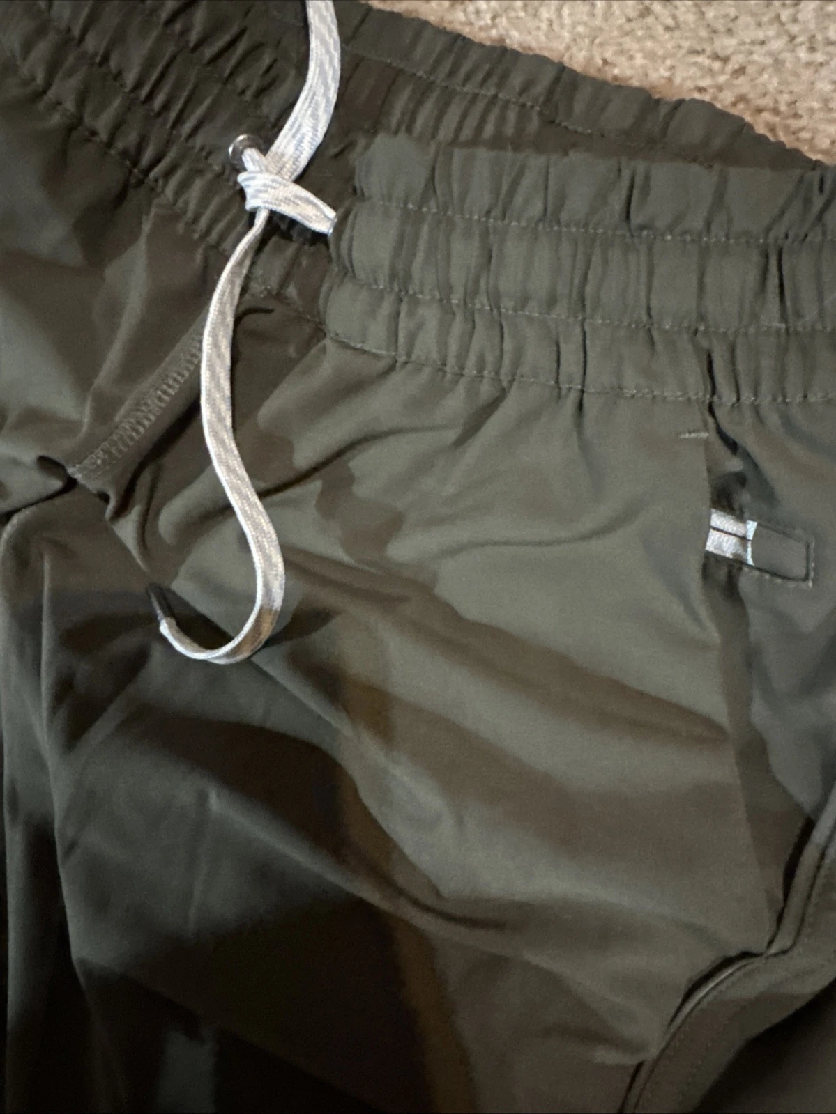 vuori performance jogger pockets euc pants