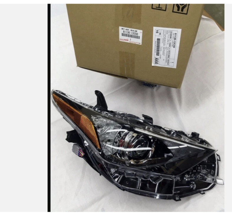NEW 2016 2017 2018 Toyota Corolla iM Scion iM Headlight Driver Side Genuine OEM