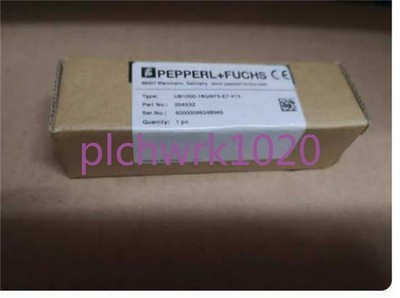 1PCS NEW IN BOX     sensor UB1000-18GM75-E7-V15 *yt
