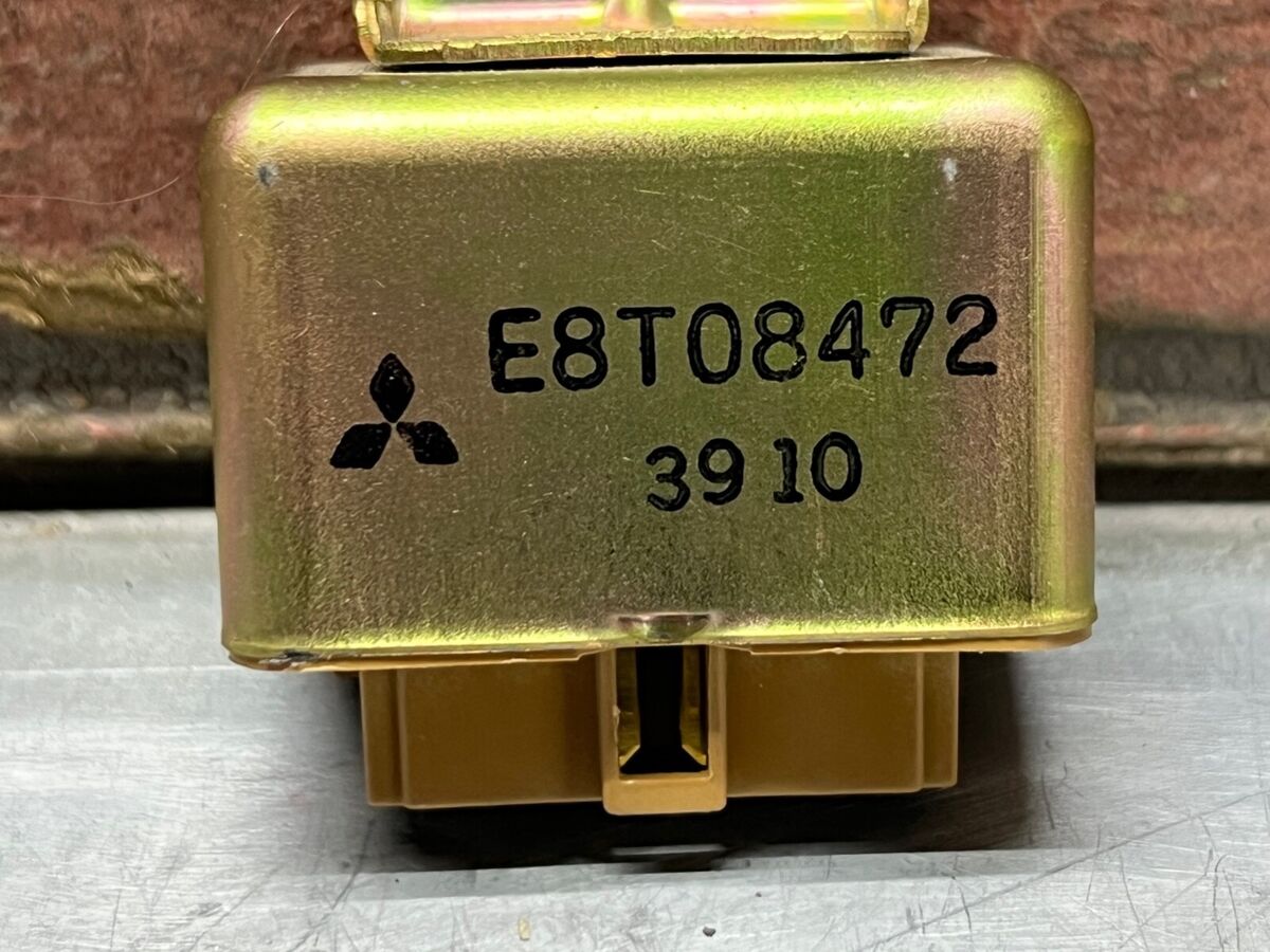 94-95 MITSUBISHI 3000GT DODGE STEALTH FUEL PUMP MFI RELAY 94-95 MITSUBISHI 3000GT DODGE STEALTH FUEL PUMP MFI RELAY