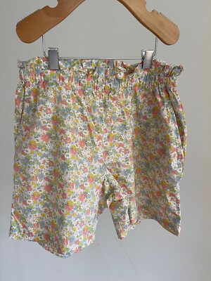Excellent condition 10y old pastel liberty shorts by designer Bonpoint Excellent