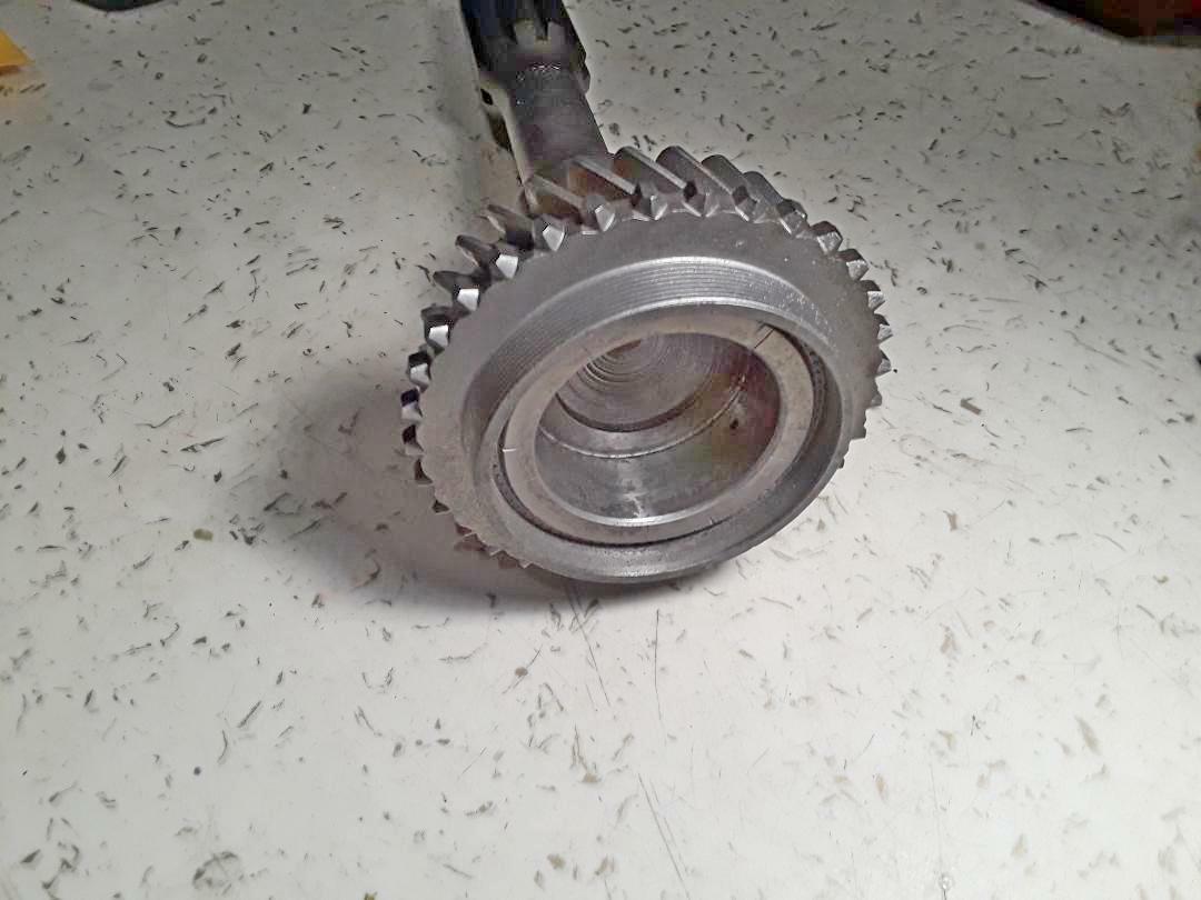 Maserati Mistral, Sebring ZF S5-20 transmission input shaft with gears