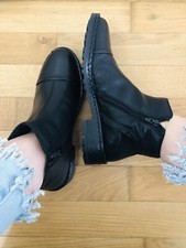 Stivaletti pelle nera Bata