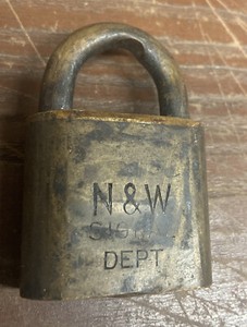 RARE VINTAGE OBSOLETE BRASS  RR RAILROAD LOCK  N & W SIGNAL DEPT