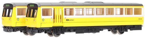 R2611 Hornby Spur O Class 142 Pacer 2-wagen 142045 Northern Rail (gebraucht) | Condition: Used