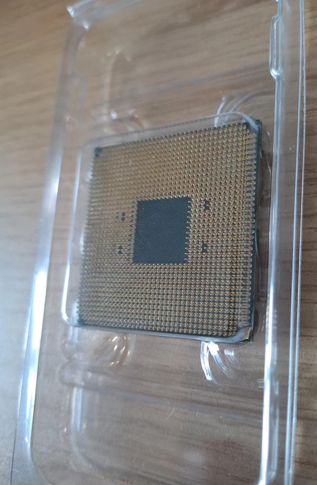 AMD Ryzen 7 5700X + Ventirad Hyper 411 NANO Cooler Master - Photo 2/4