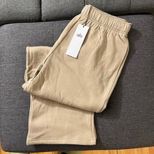ALO Yoga Gravel Accolade Straight Leg Sweatpant New With Tags