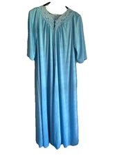 Vintage Shadowline Peignoir Set Blue Size Medium