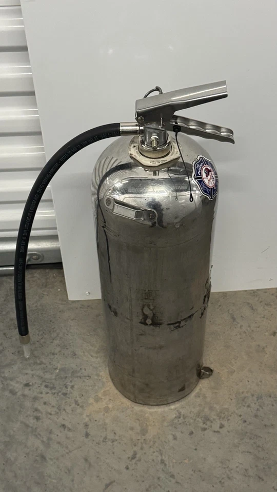 Kidde Pro Line PRO 2.5 WM-2 Water Fire Extinguisher - Image 3 of 4