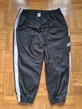 Nike Baggy Pants