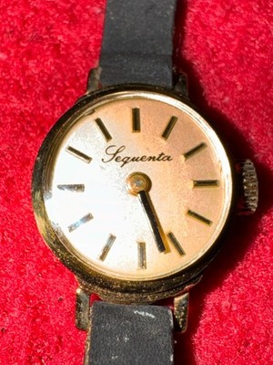 SEQUENTA WOMENS 14 Carat Solid Gold Watch NOS