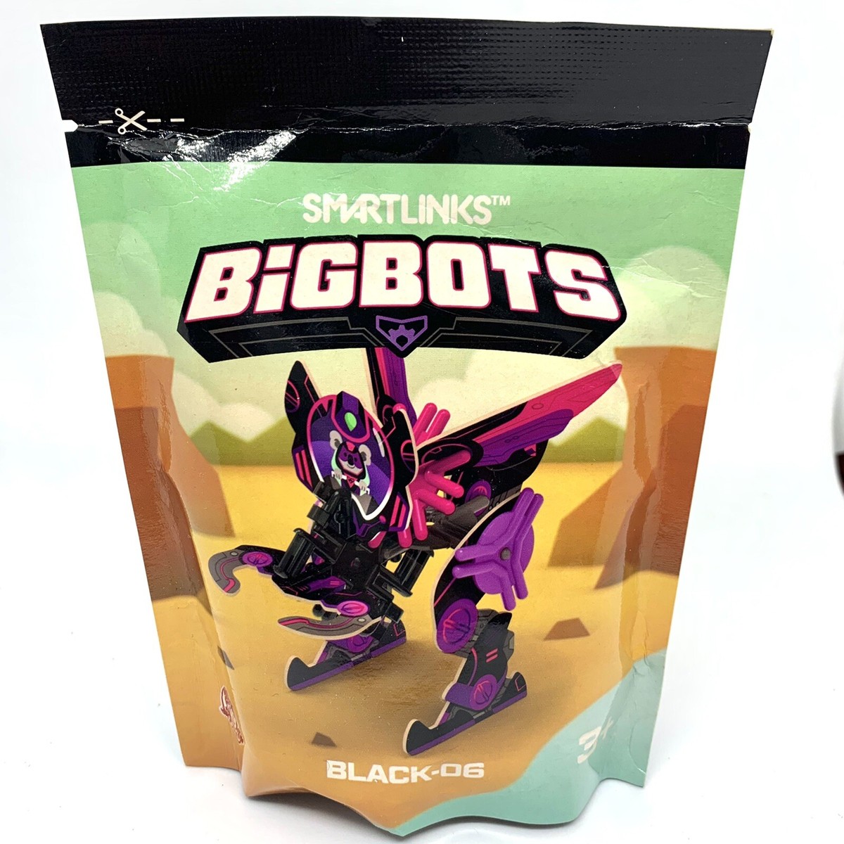 Big Bots Smartlinks Black-06 Wendy's Kids Meal Toy Collectible