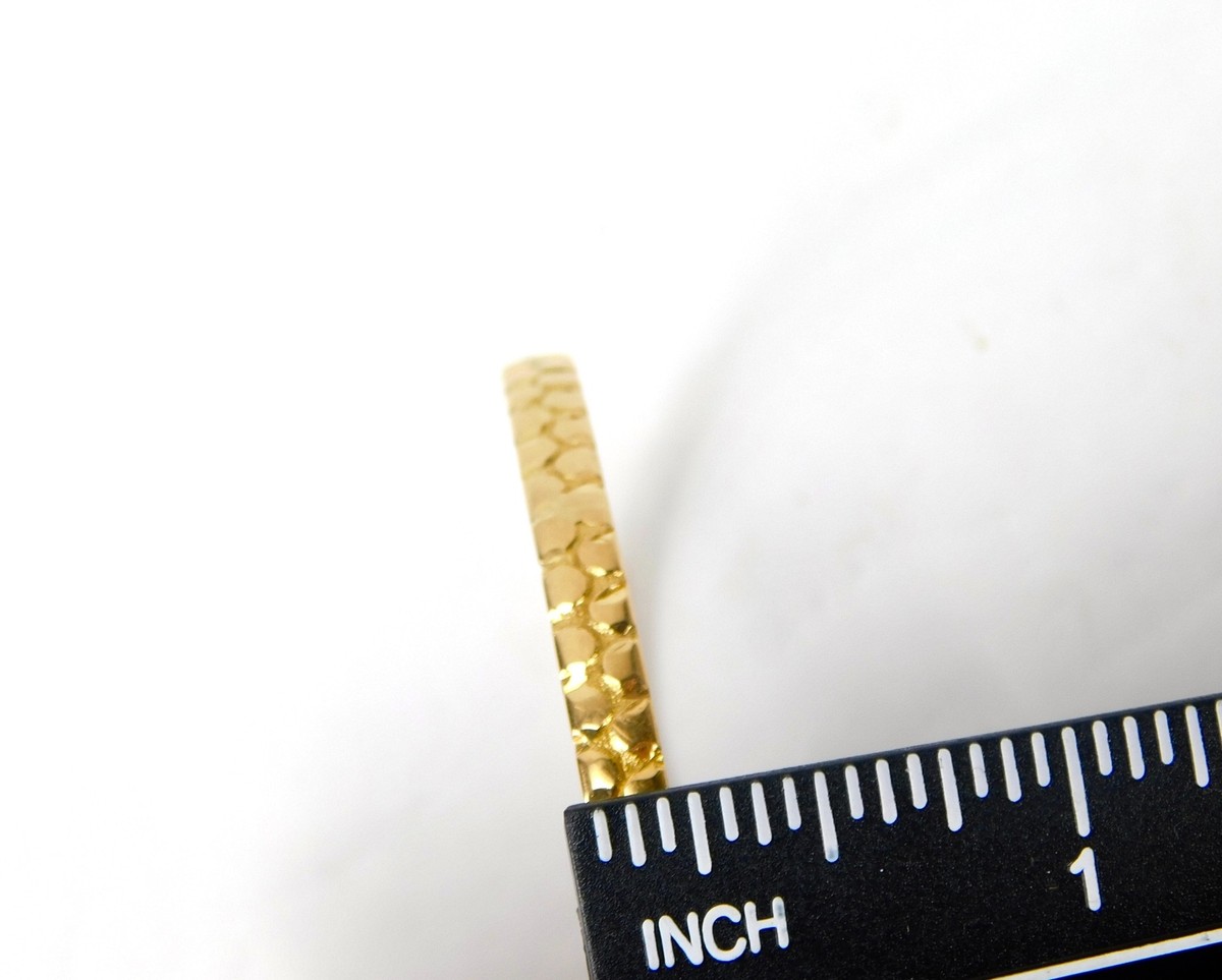 Beautiful Saudi Arabia 18K Etched Yellow Gold Lady's Bangle