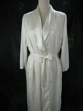 Valentino Intimo Vintage Ivory Nightgown/Robe Set Size S