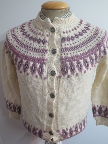 Traditional DALE Icelandic Nordic Patterned Cardigan XS UK 6 Euro 34