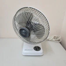 Vintage Windmere Table Fan 2 Speed Oscillating White NR-70SC Read Description