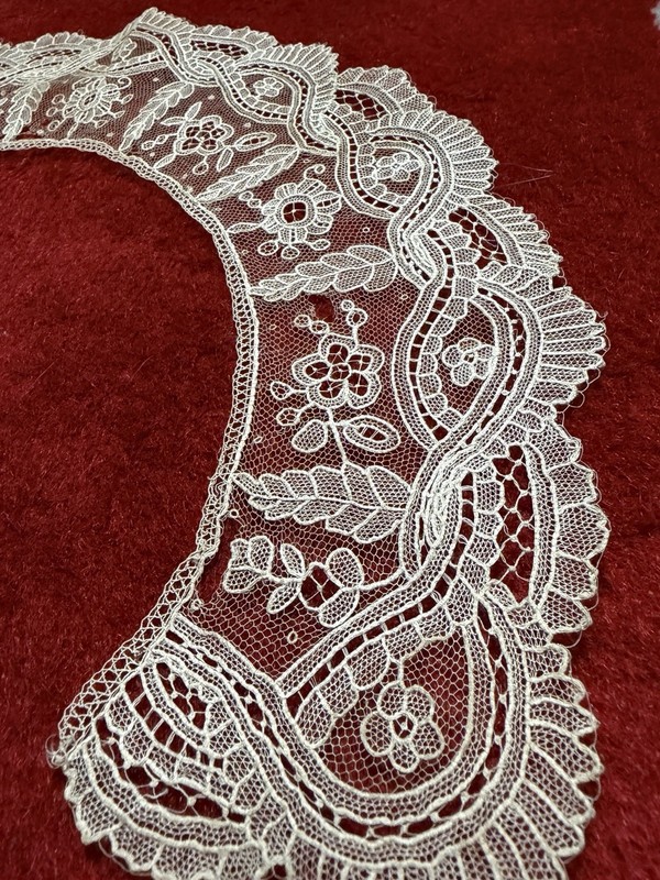 Antique Point De Gaz Brussels Needle Lace Collar