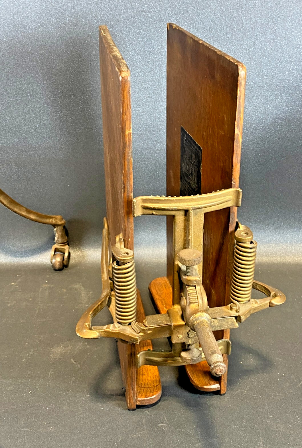 ANTIQUE L.W.NOYES CHICAGO BIBLE DICTIONARY STAND ~ Parts