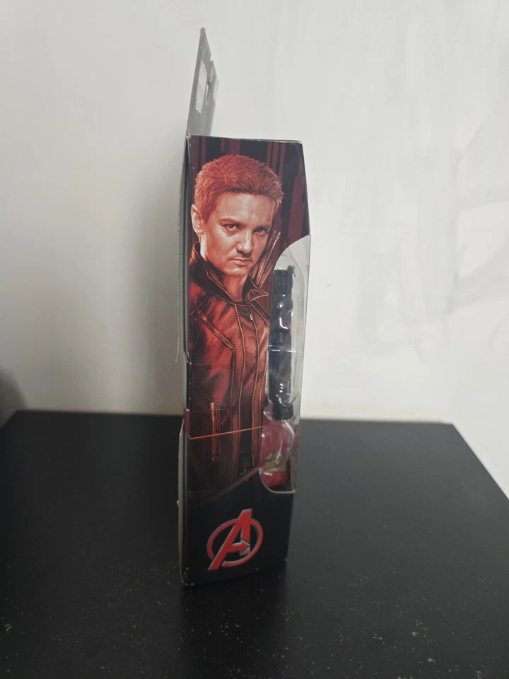 Marvel Legends - Avengers Age of Ultron Hawkeye New - Image 3 of 4