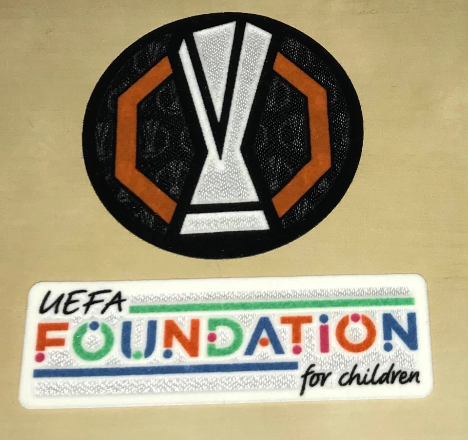 SPORTING ID Europa League + Foundation Patch in Matchworn Size für Frankfurt Trikot 2024/25