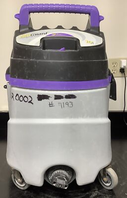 ProTeam ProGuard 10 | 10 Gallon Commercial Wet Dry Vac | Missing Clasp