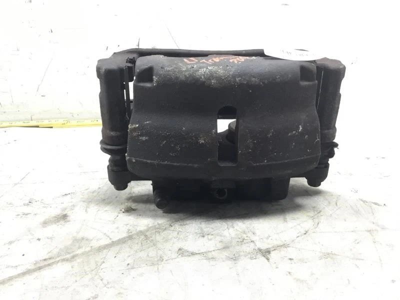 Chevrolet Traverse 2012 pinza de freno delantera izquierda lado del conductor OEM+ Foto 4 de 4