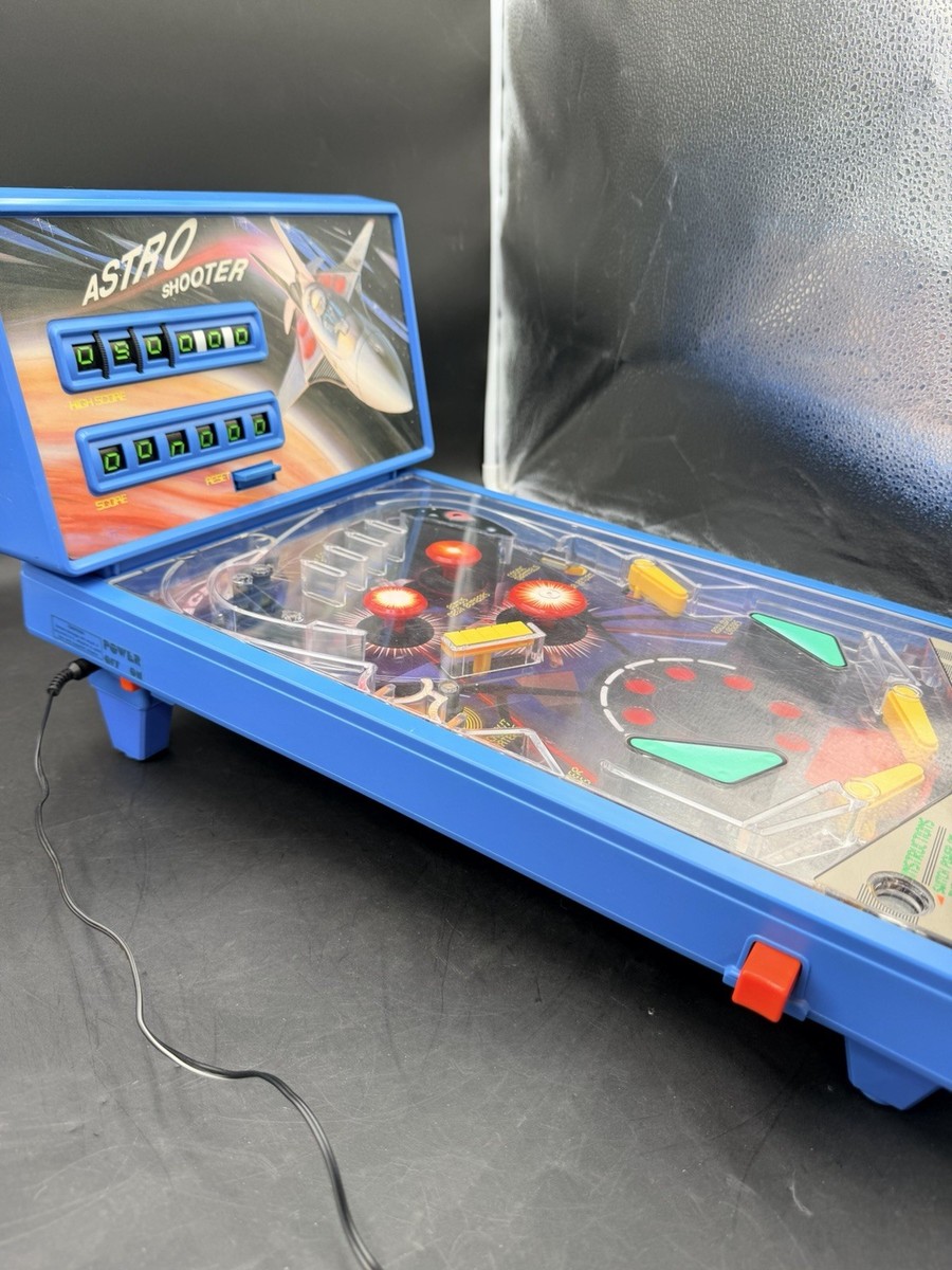 VTG TOMY Astro Shooter Pinball Electronic Tabletop Game GREAT