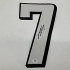 Michael Vick Eagles Signed AUTO #7 Patch In The Presence PSA Hologram